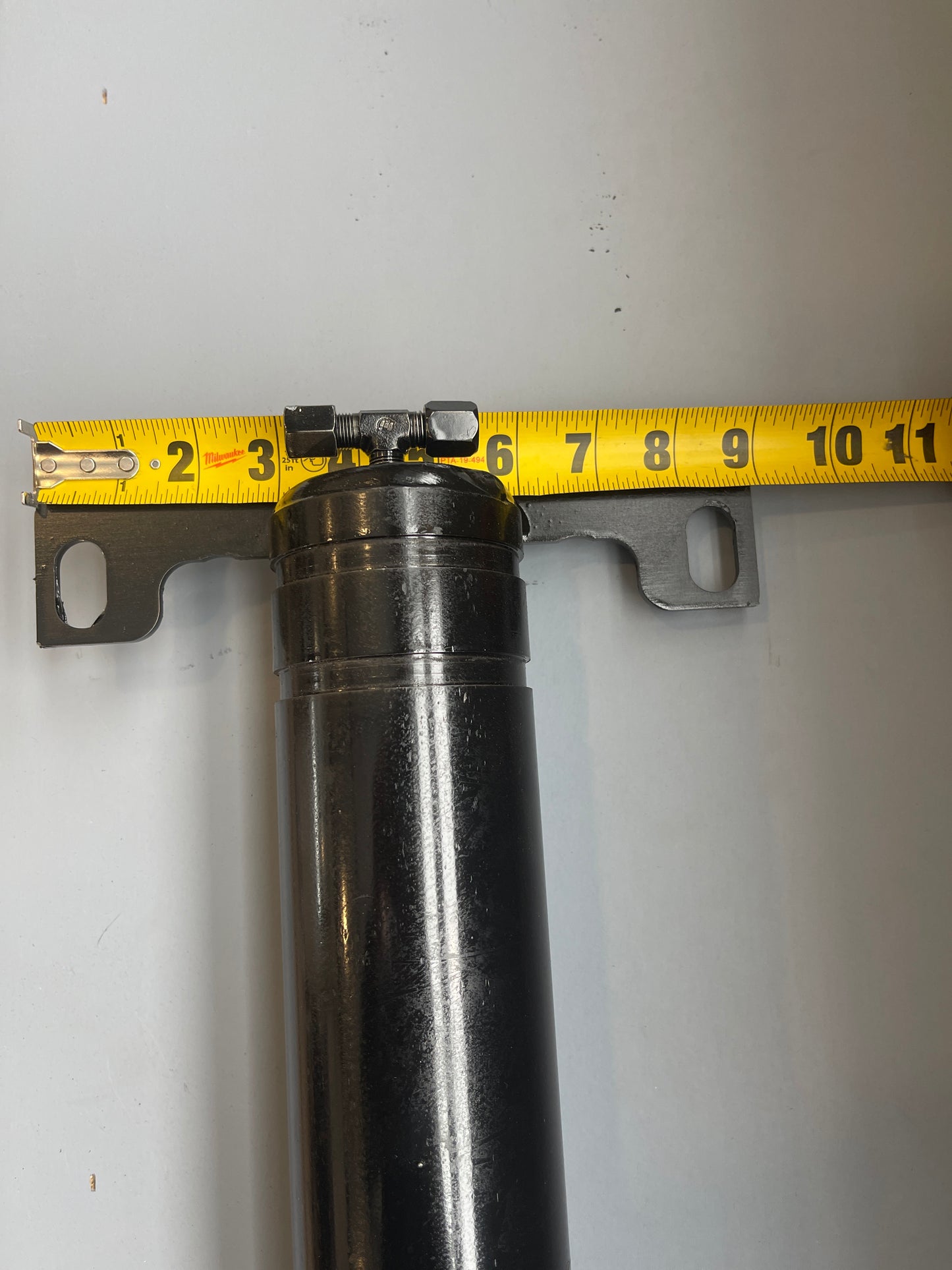 RAP45577 - AP45577 Cylinder - 12,000# - 2.375" Rod x 13" Stroke - FIXED - BOF