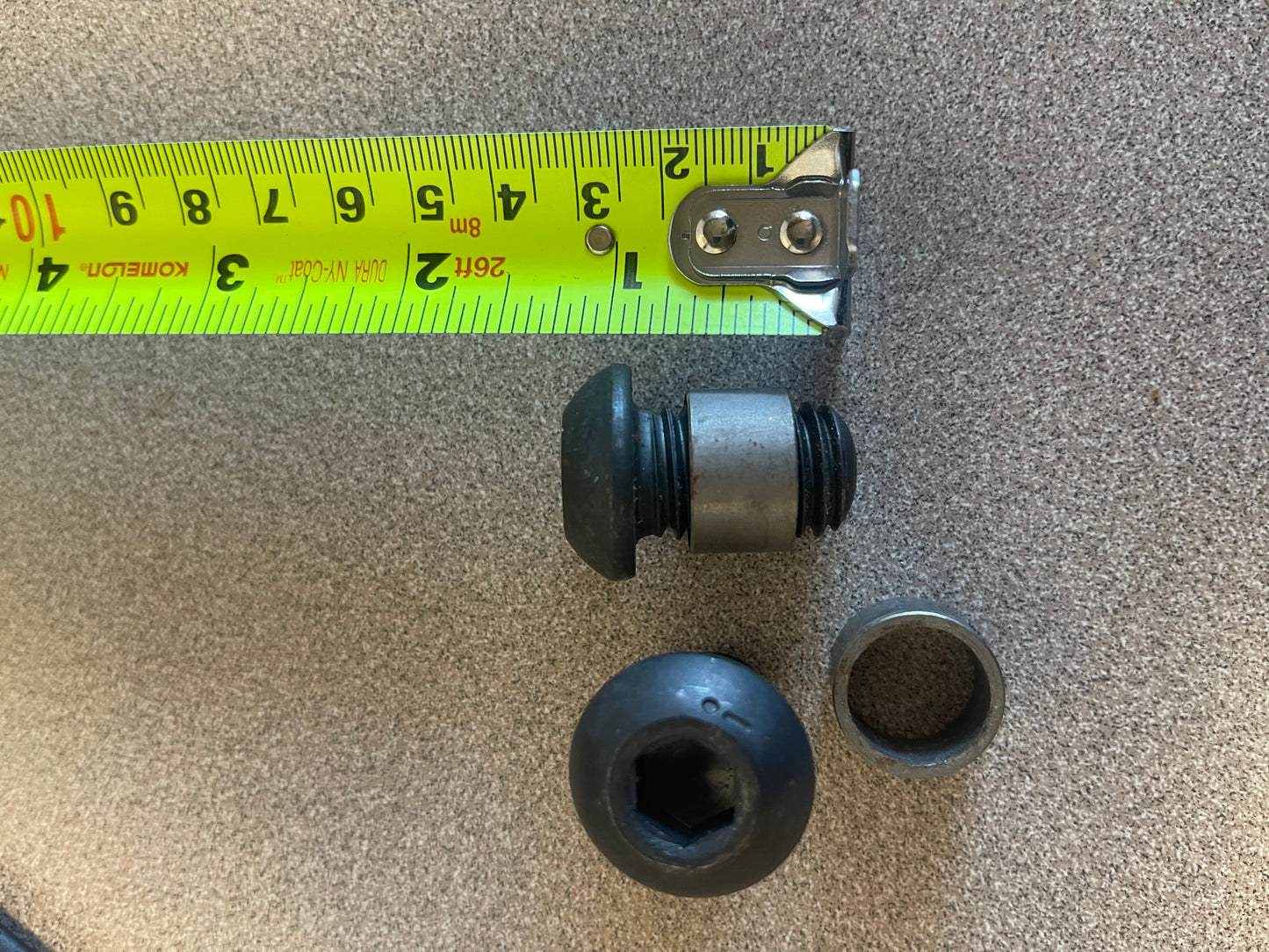 R1280 - Piv. Bolt Kit 5/8 Bt.